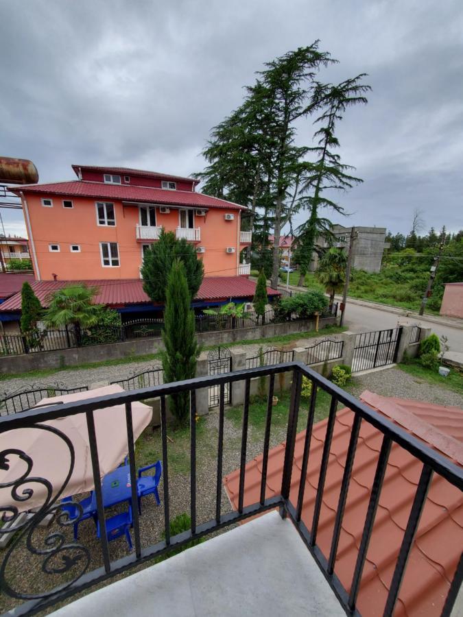 Maka Bed & Breakfast Ureki Exterior photo